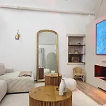 Βίλα Beautiful Longere With Pool *